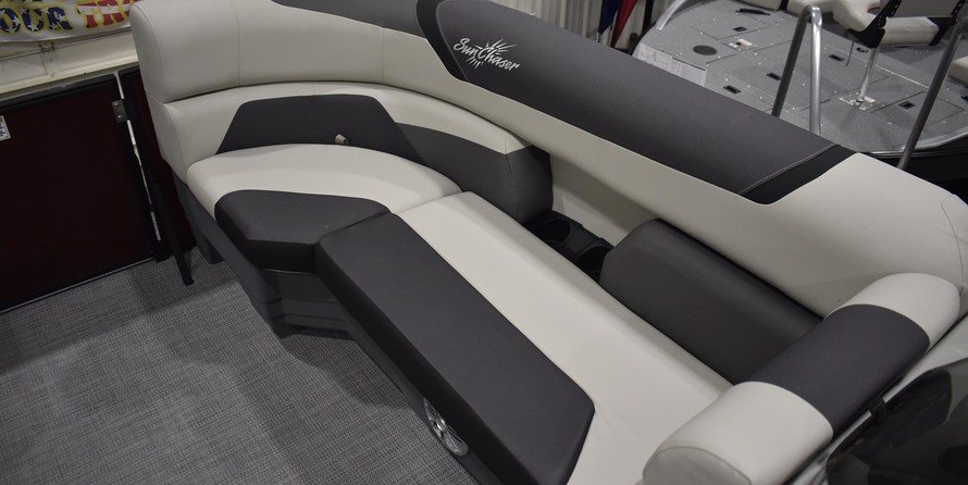 Sunchaser Boats Geneva Sport 24 LR DH Sport