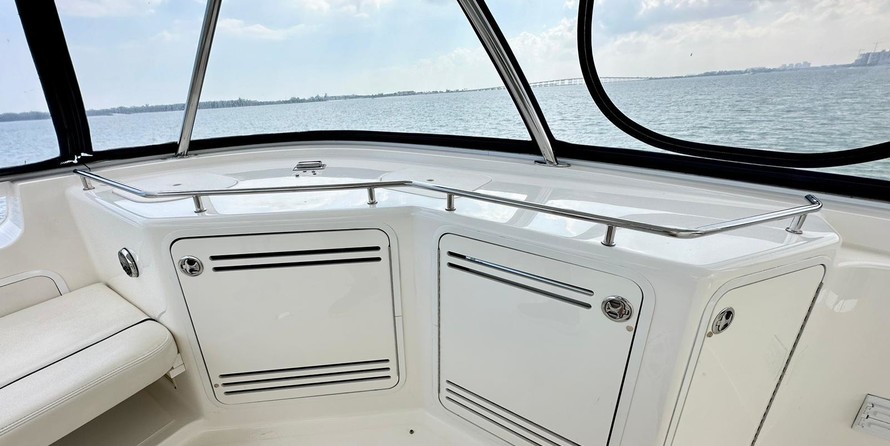 Sea Ray 580 Sedan Bridge