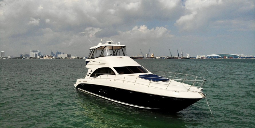 Sea Ray 580 Sedan Bridge