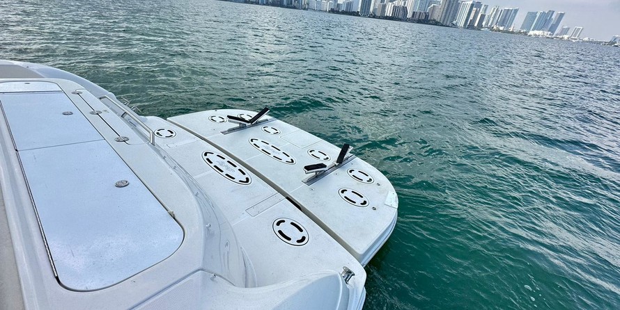 Sea Ray 580 Sedan Bridge