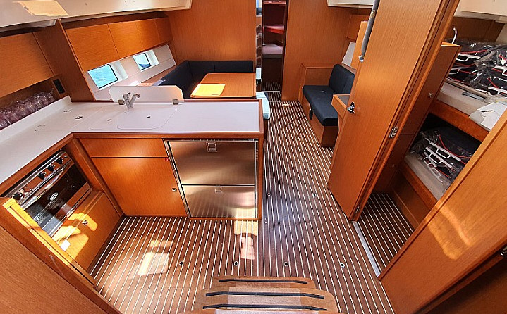 Bavaria C45