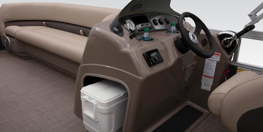 Sun Tracker Party Barge 18 DLX