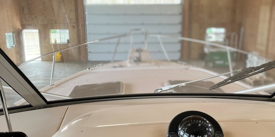 Grady-White Express 330