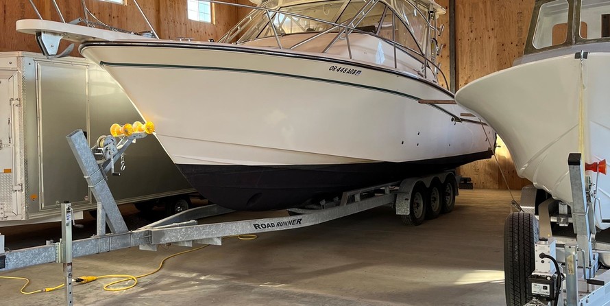 Grady-White Express 330