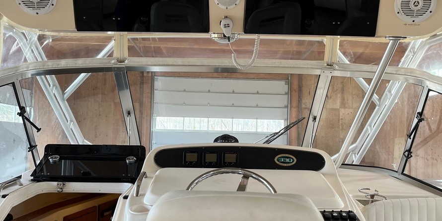 Grady-White Express 330