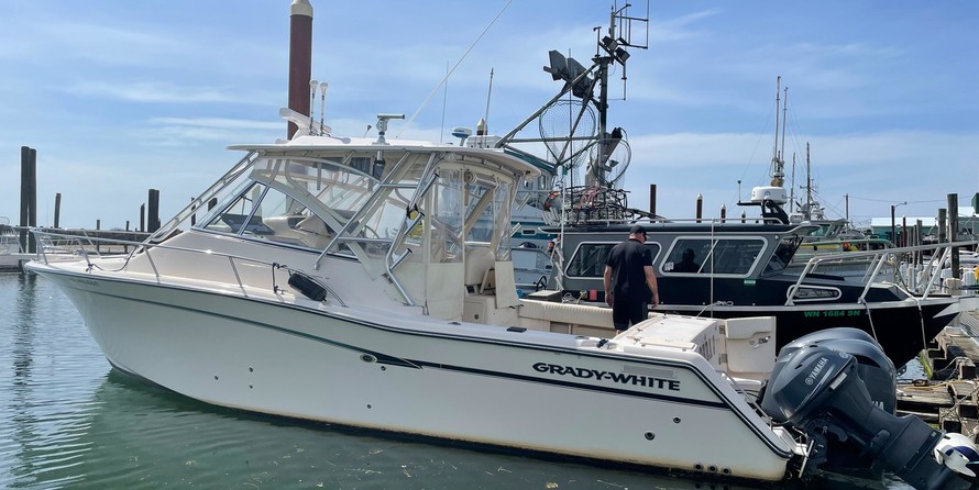 Grady-White Express 330