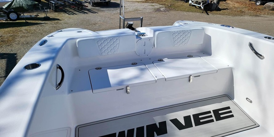 Twin Vee 260 STX