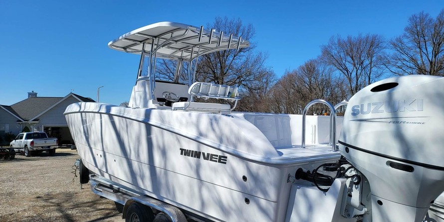 Twin Vee 260 STX
