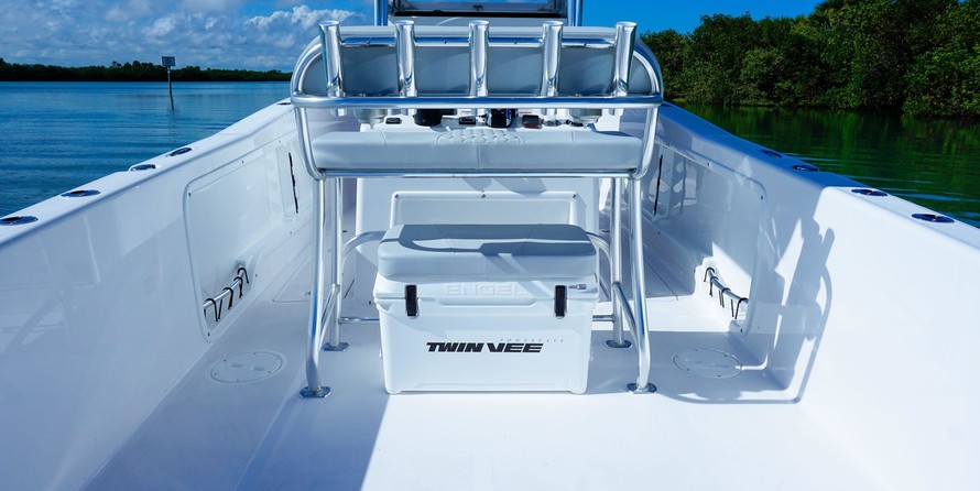 Twin Vee 260 STX