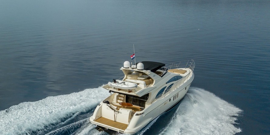Azimut 62 Fly - 3 + 2 cab.