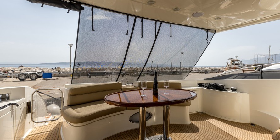 Azimut 62 Fly - 3 + 2 cab.