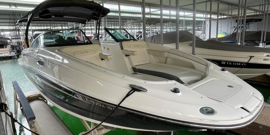 Sea Ray 260 Sundeck