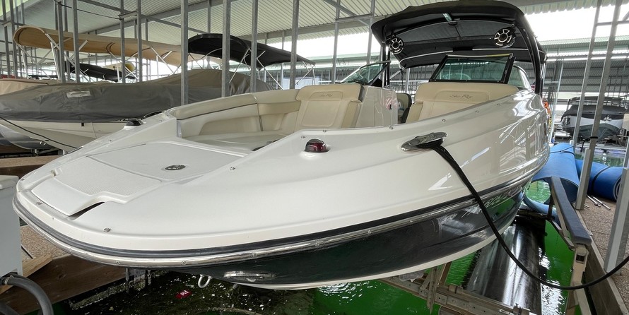Sea Ray 260 Sundeck