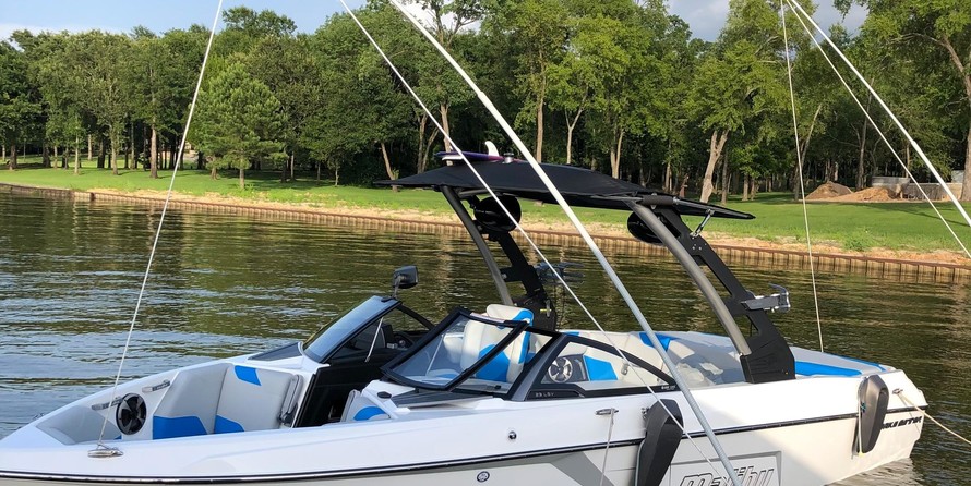Malibu Wakesetter 23 LSV