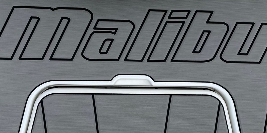 Malibu Wakesetter 23 LSV