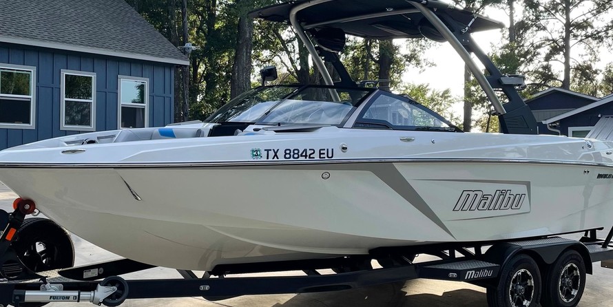 Malibu Wakesetter 23 LSV