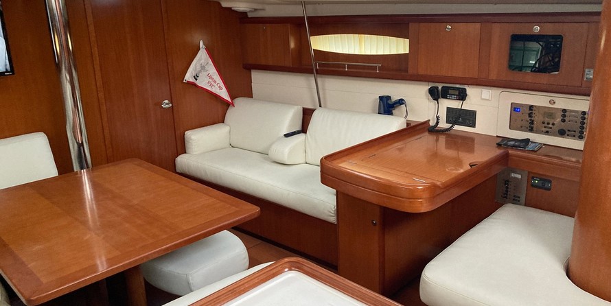 Beneteau Oceanis 46