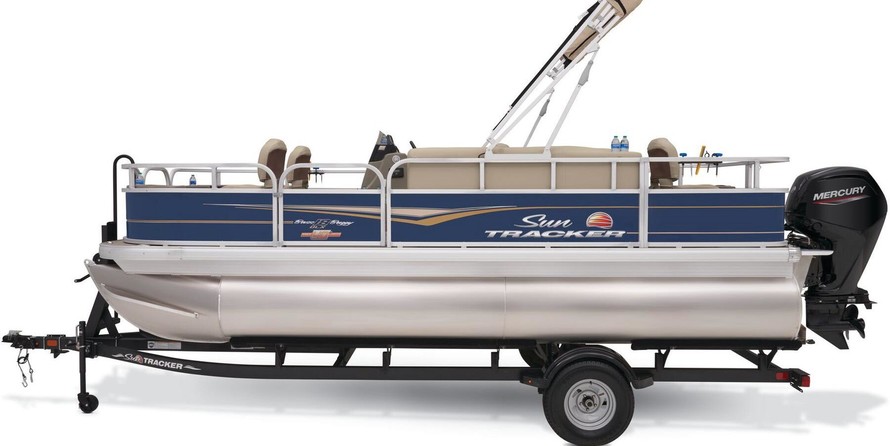 Sun Tracker Bass Buggy 18 DLX