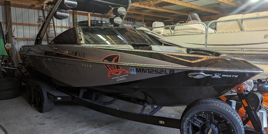 Malibu Wakesetter 23 LSV