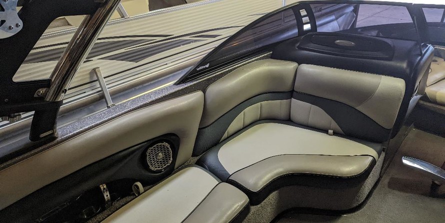 Malibu Wakesetter 23 LSV