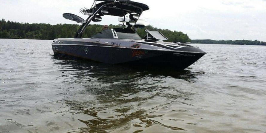 Malibu Wakesetter 23 LSV
