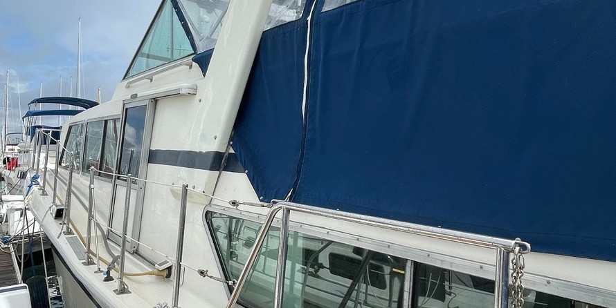 Chris-Craft Launch 38