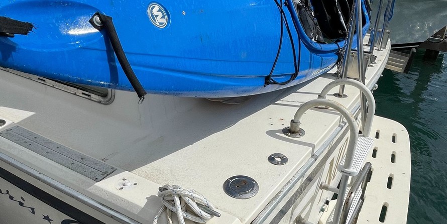 Chris-Craft Launch 38