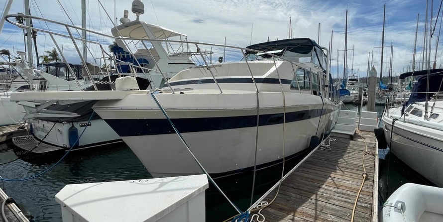 Chris-Craft Launch 38