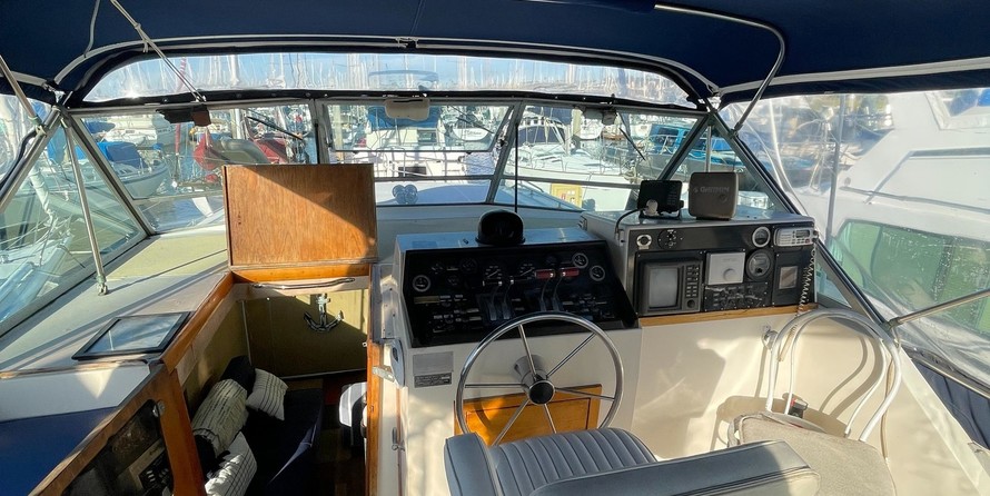 Chris-Craft Launch 38