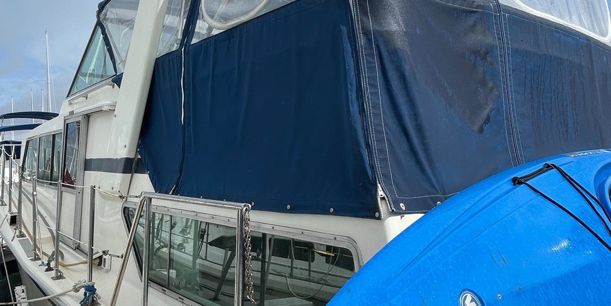 Chris-Craft Launch 38