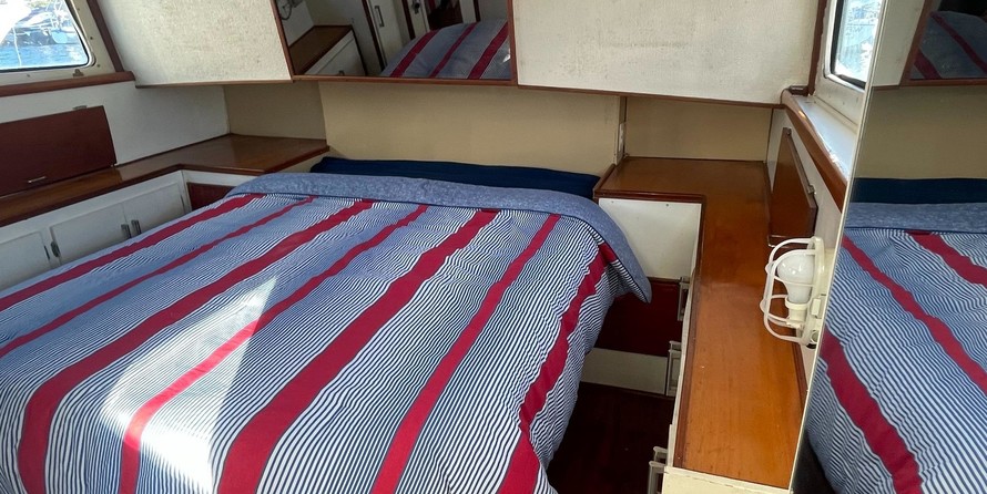 Chris-Craft Launch 38