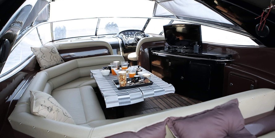 SUNSEEKER CAMARGUE 47