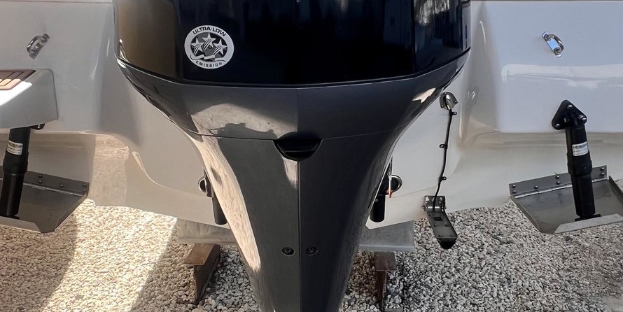 Parker 2300 Big Bay