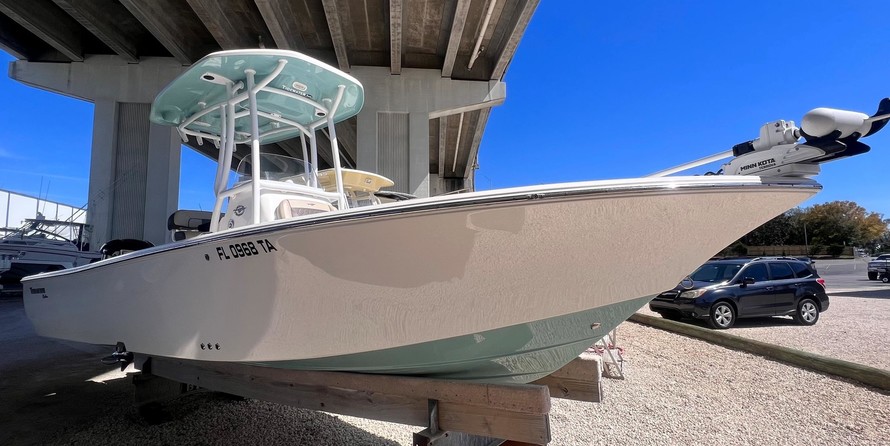 Parker 2300 Big Bay