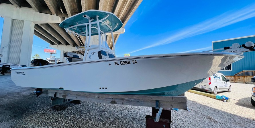 Parker 2300 Big Bay