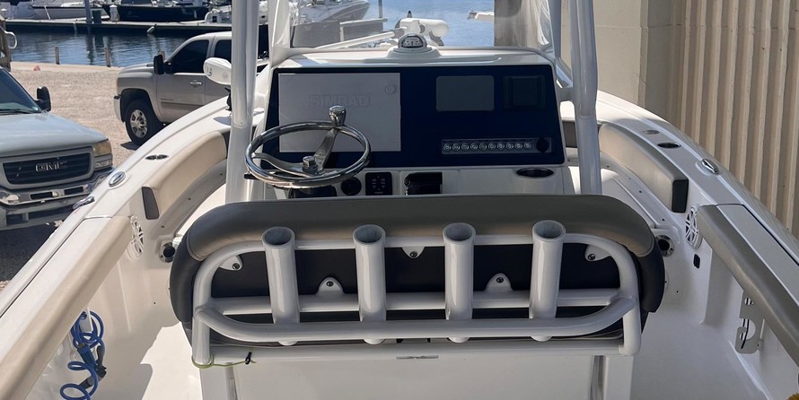 Parker 2300 Big Bay