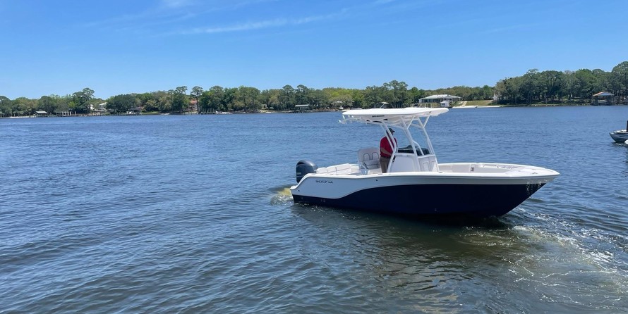 228 Sea Fox Commander