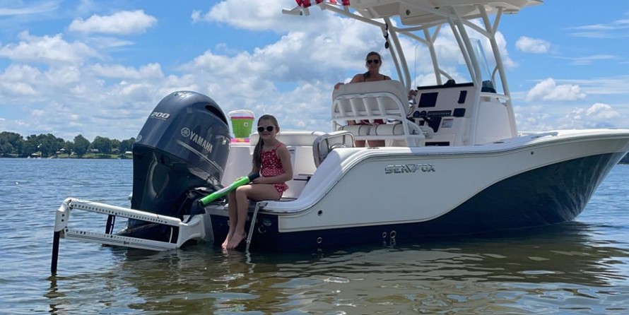 Sea Fox 228 Commander