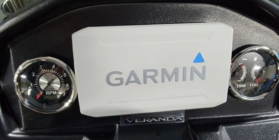 60 x 16 tri-toon passenger vessel