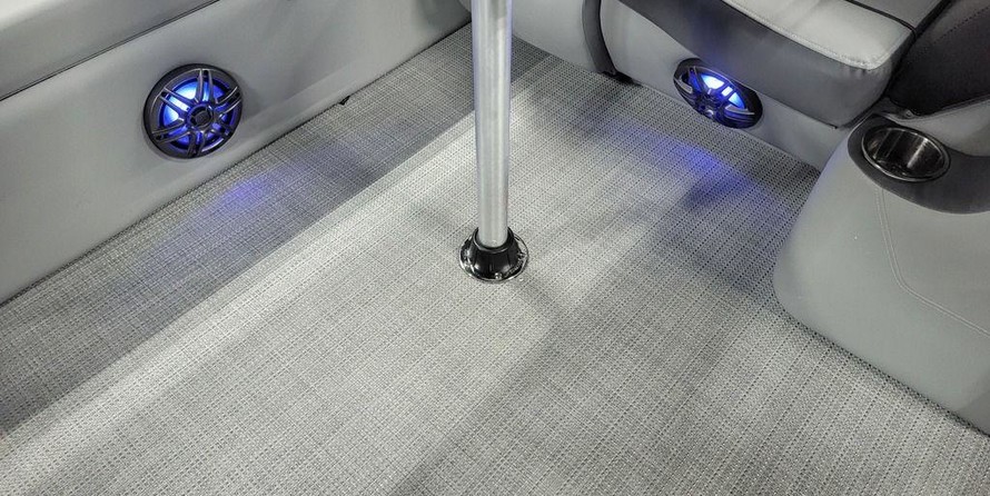 60 x 16 tri-toon passenger vessel