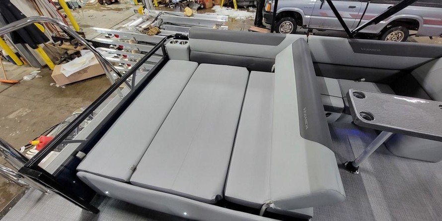 60 x 16 tri-toon passenger vessel