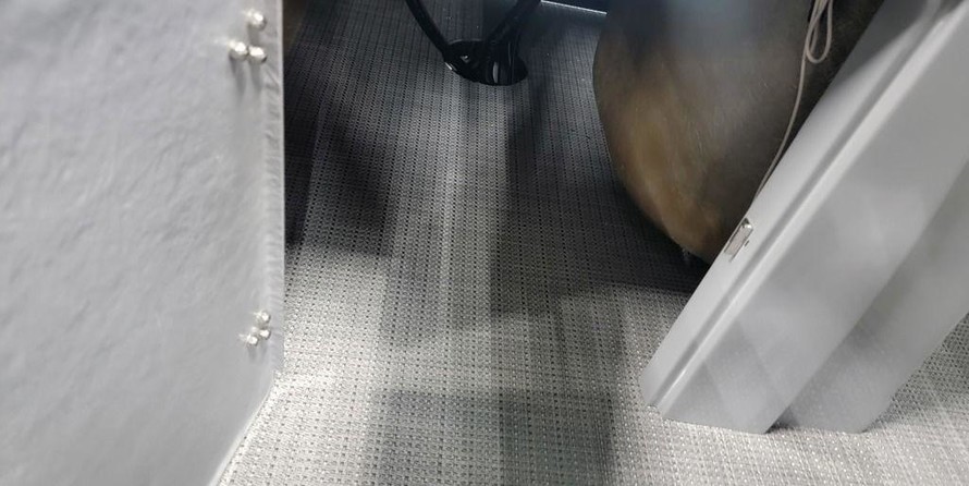 60 x 16 tri-toon passenger vessel