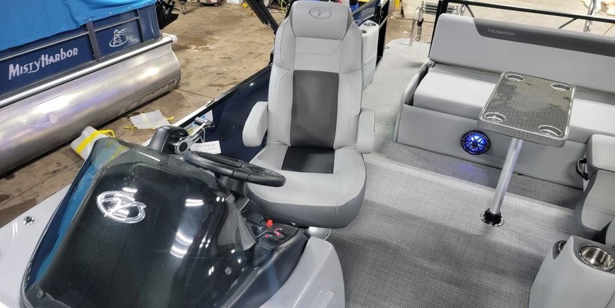 60 x 16 tri-toon passenger vessel