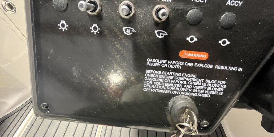 Bayliner VR5 BOWRIDER