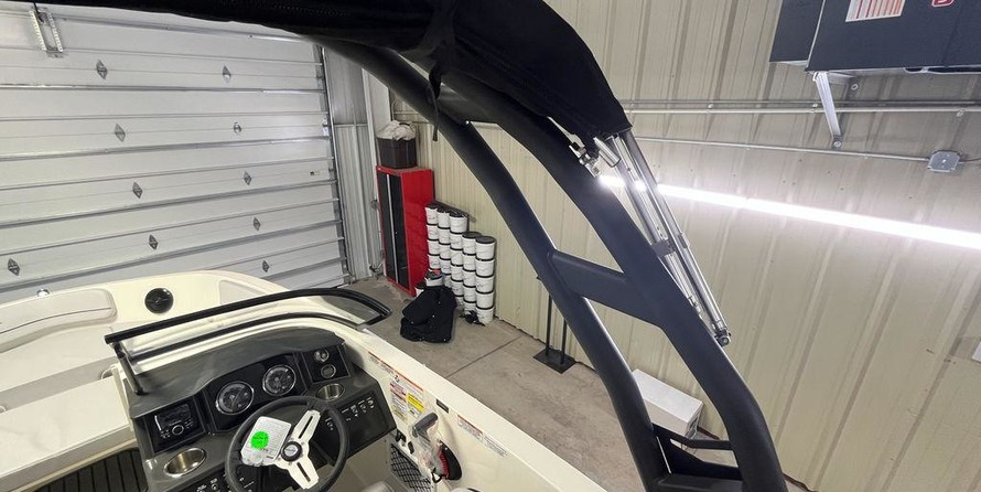 Bayliner VR5 BOWRIDER