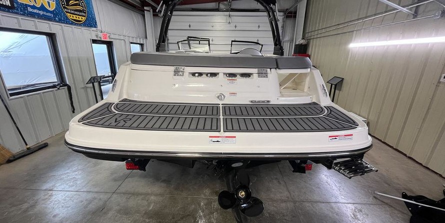 Bayliner VR5 BOWRIDER
