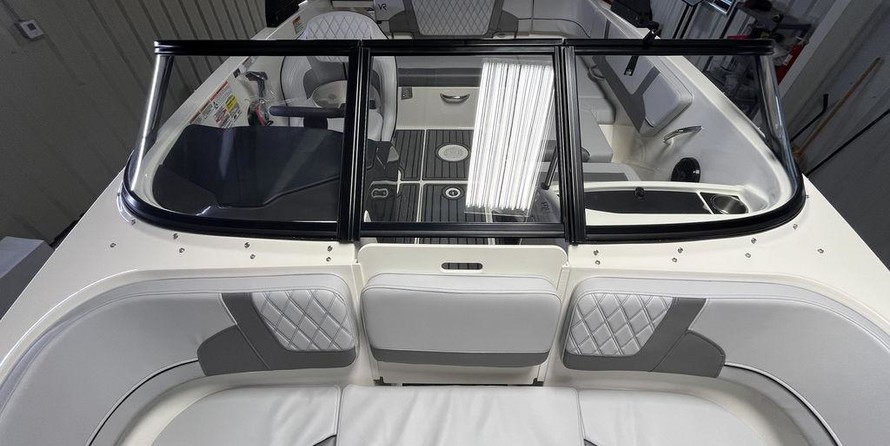 Bayliner VR5 BOWRIDER