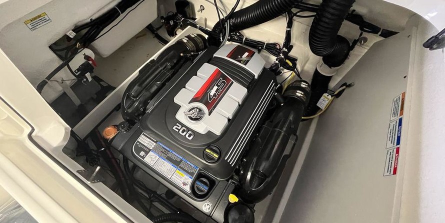 Bayliner VR5 BOWRIDER