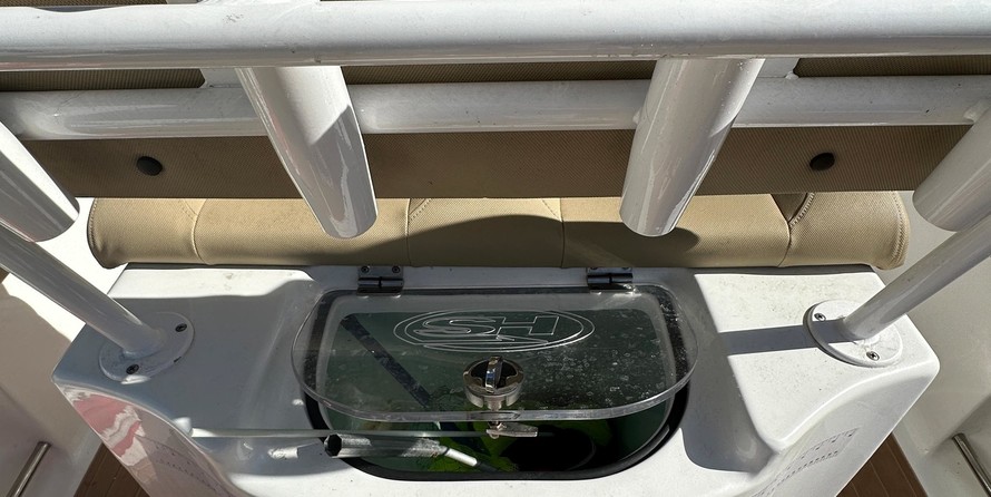 Sea Ray hunt ultra 211