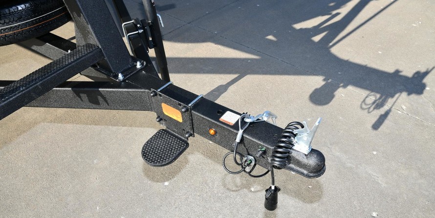 Sun Tracker Bass Buggy 18 DLX